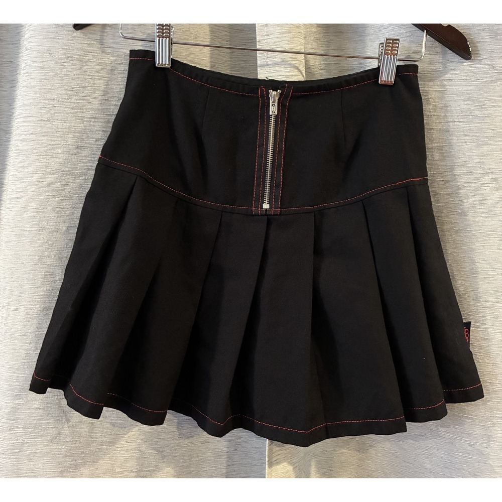 Royal Bones by Tripp Pleated‎ Mini Skirt Size S Black Red Grunge Goth - Picture 3 of 5